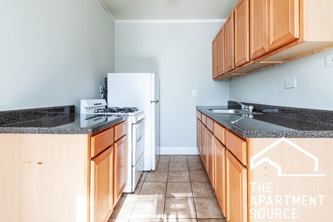 Photo - 4546 N Damen Ave Unidad 305