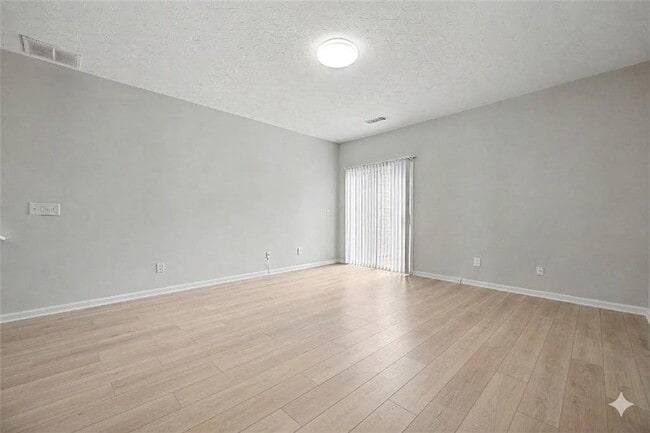 Photo - 1212 Penhurst Way