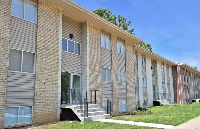 Building Photo - 3771 Cornell Dr Unit #3771
