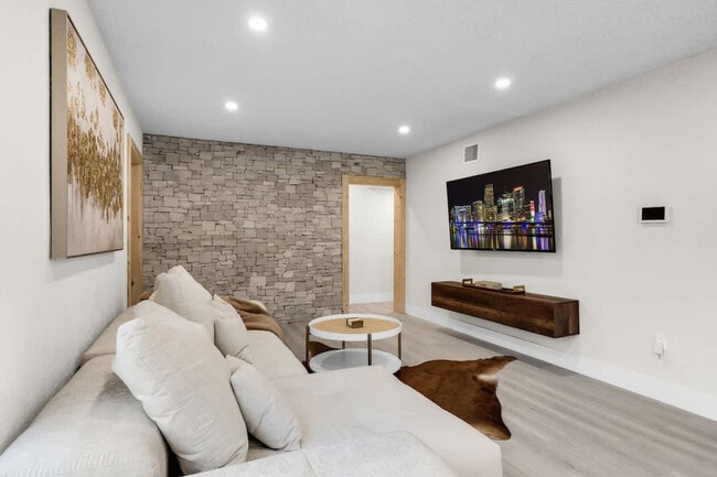 Photo - 6450 Perry St Unidad ID1372363P