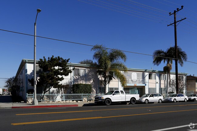 Photo - 642 N. Wilmington Blvd.