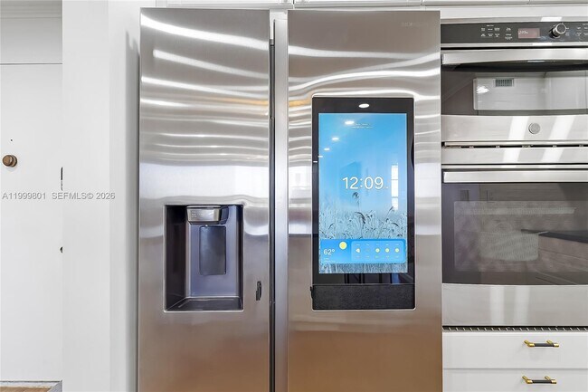 Photo - 600 Three Islands Boulevard Unidad 604