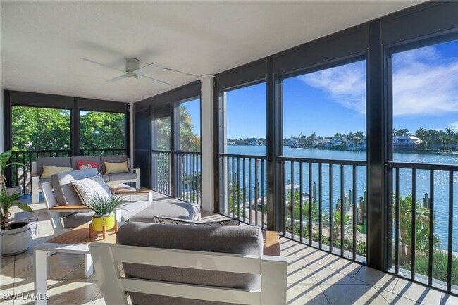 Building Photo - 2400 Gulf Shore Blvd N Unit 205 Rental
