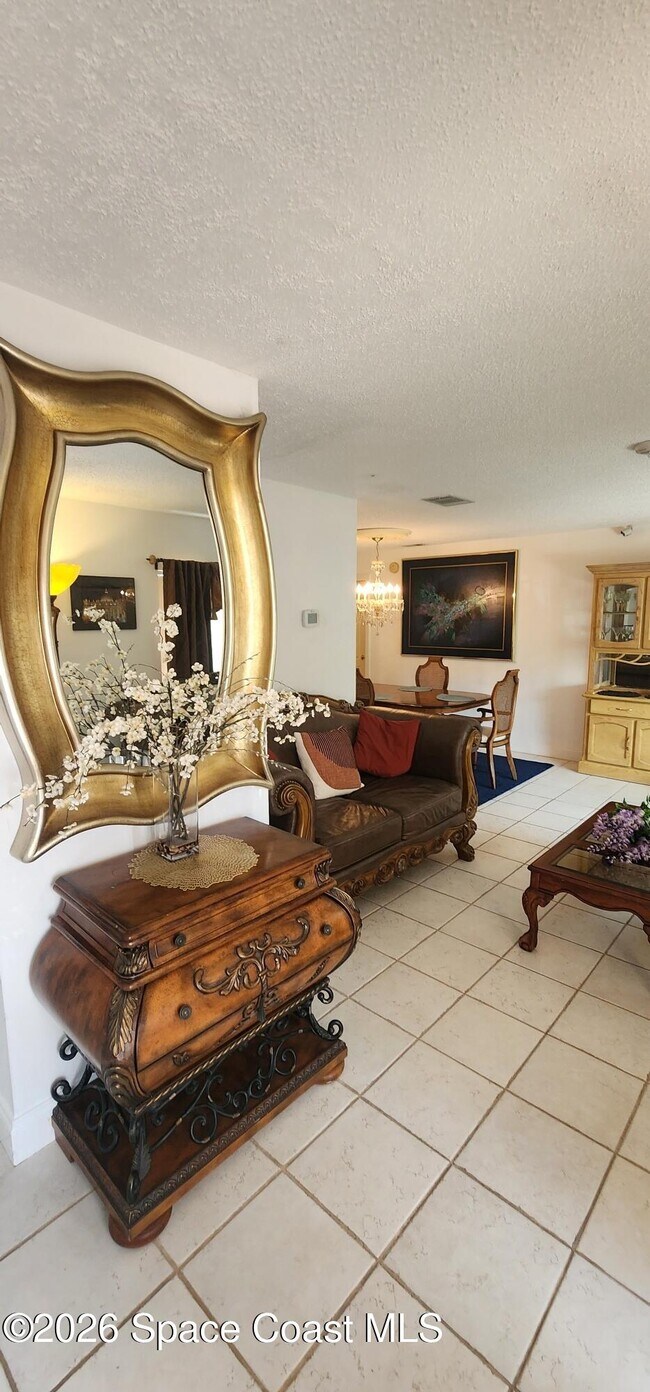 Photo - 610 Palm Dr