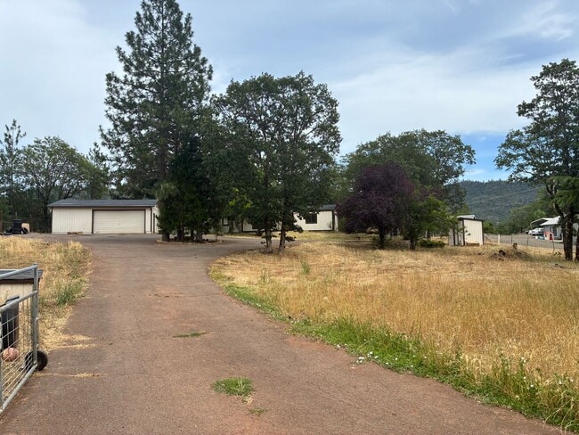 Photo - Fully Remodeled 5 Bedroom Home on 1 Acre with Shop, RV Parking & Stunning Views In Shady Cove