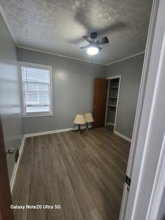 Dormitorio - 375 Military Rd Unidad 2