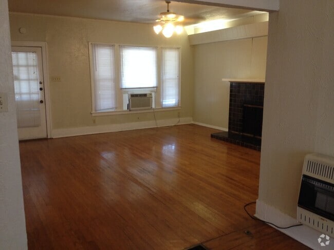 Building Photo - 117 E Norwood Ct Unit #1 Rental