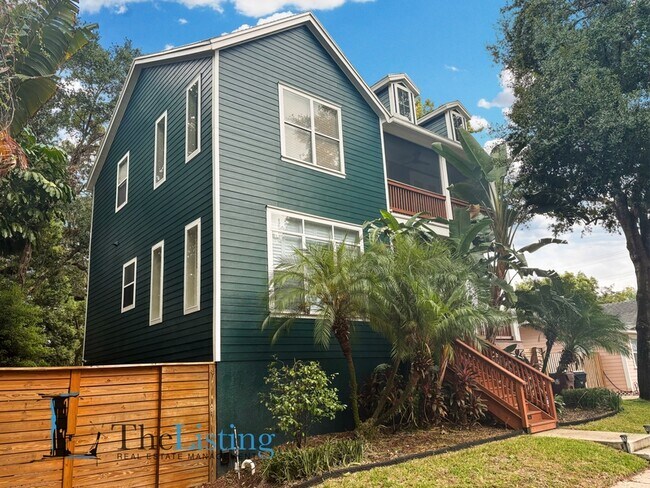 Photo - 827 Meridale Ave