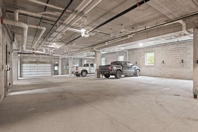 Photo - 1000 Main Street Apartments