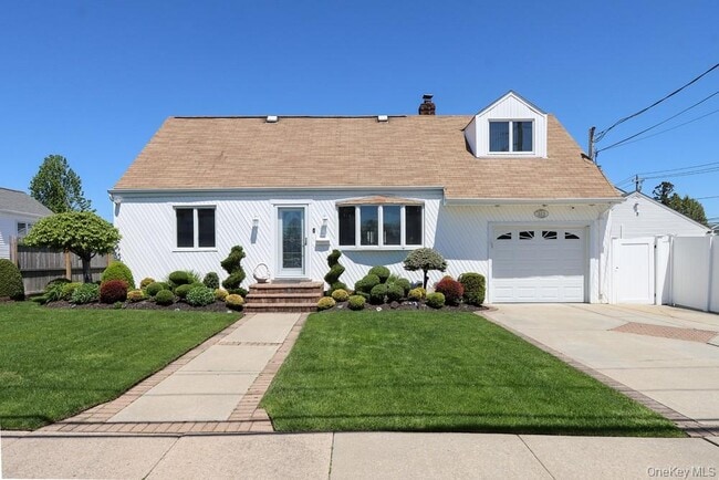 Photo - 223 Chestnut Ave