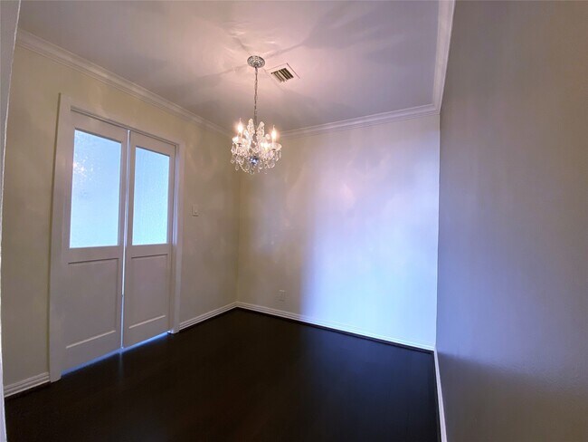 Photo - 49 Briar Hollow Ln Unit 1401