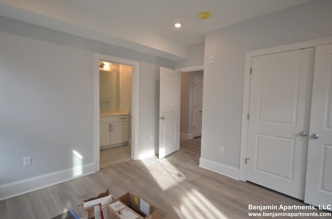 Photo - 100 Brooks St Unidad 1