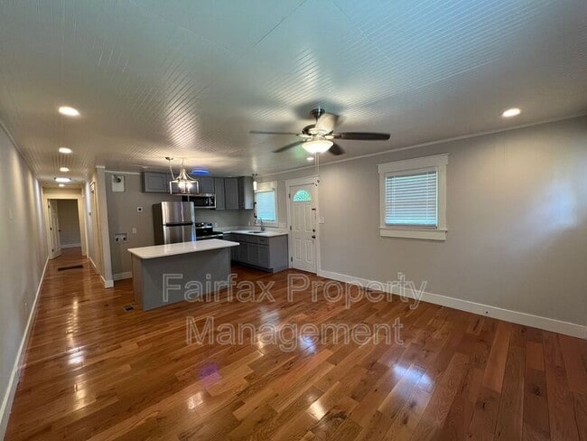 Photo - 1210 Gearwood Ave Unit A