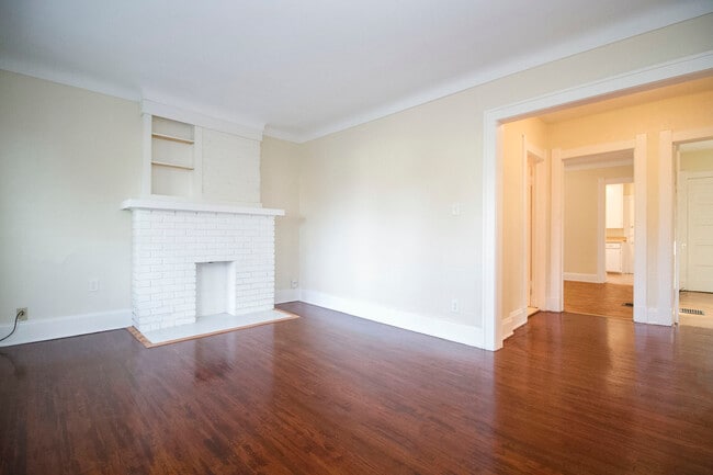 Photo - 149 University Blvd Unit Lower