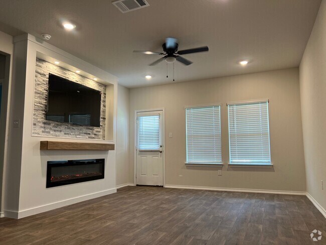 Building Photo - 5214 Scoria Trl Rental