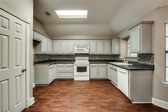 Photo - 728 Nicole Dr