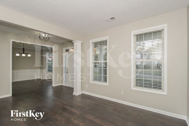 Photo - 926 Wandering Vine Dr SE