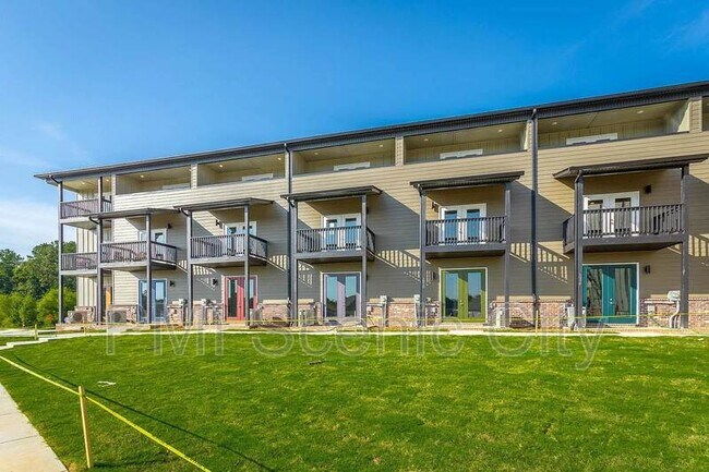 Photo - 1974 Addi Ln