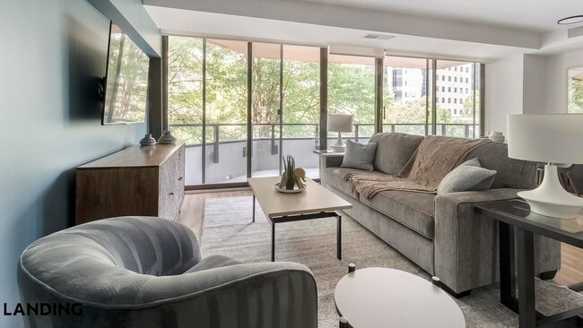 Photo - 1550 Clarendon Blvd Unit 304