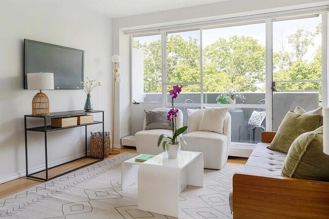 Photo - 29 Concord Ave