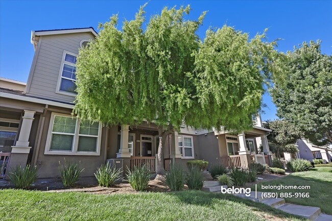 Photo - 292 Wildrose Common