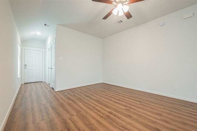 Photo - 7538 Coral Ter Dr
