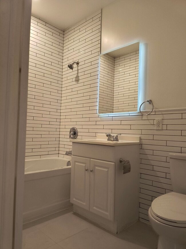 Photo - 130-134 Dalhousie St