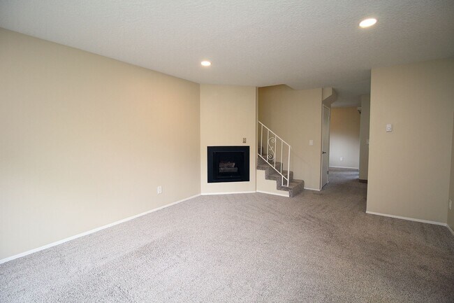 Photo - 2747-2757 SW Troy St Unit 2749