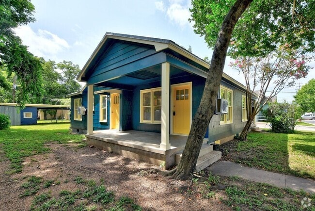 Building Photo - 302 Olive St Rental