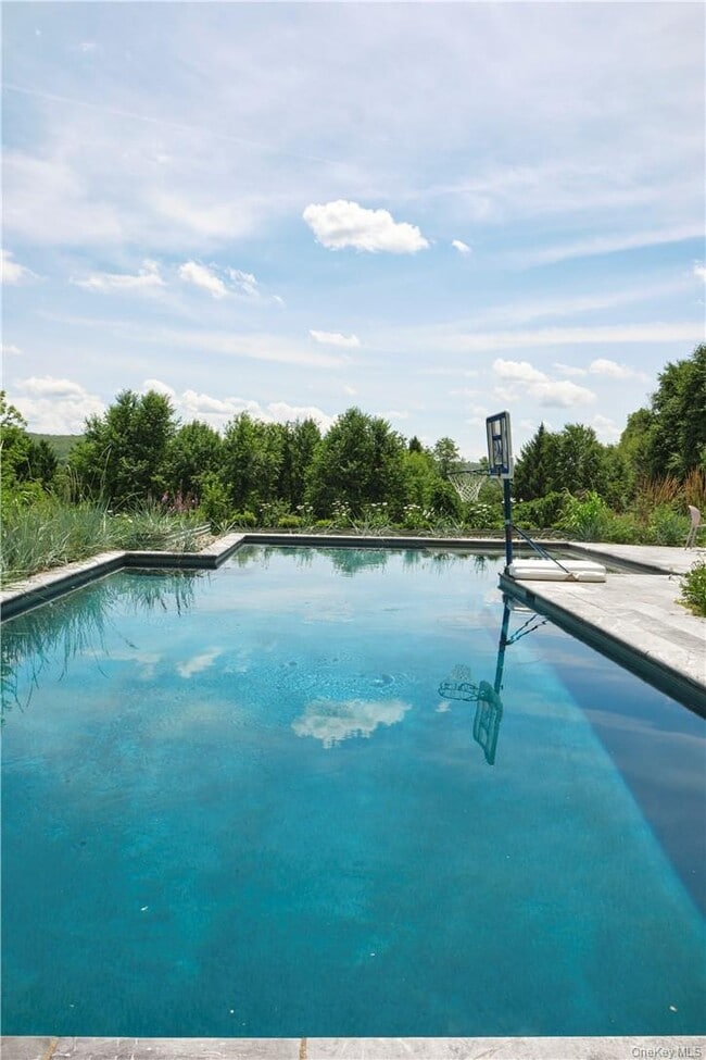 Photo - 194 Pleasant Ridge Rd