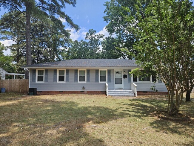 Photo - 1818 Cherokee Dr