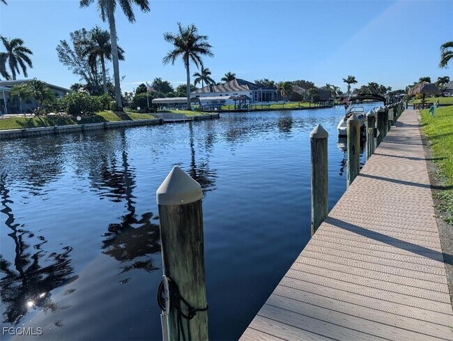 Photo - 4940 Vincennes St Unit 204