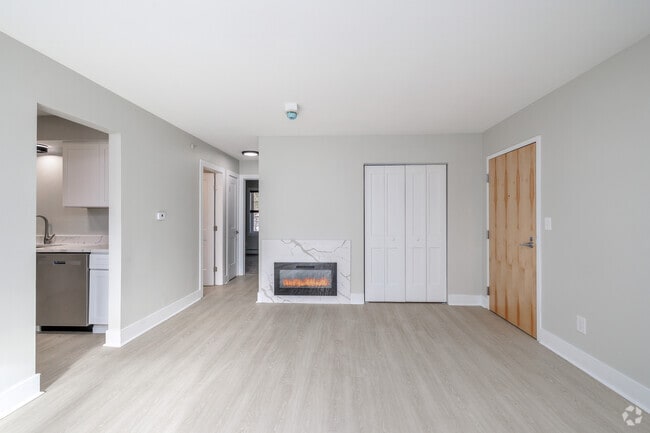 2BR, 1BA - 896SF - Living Room