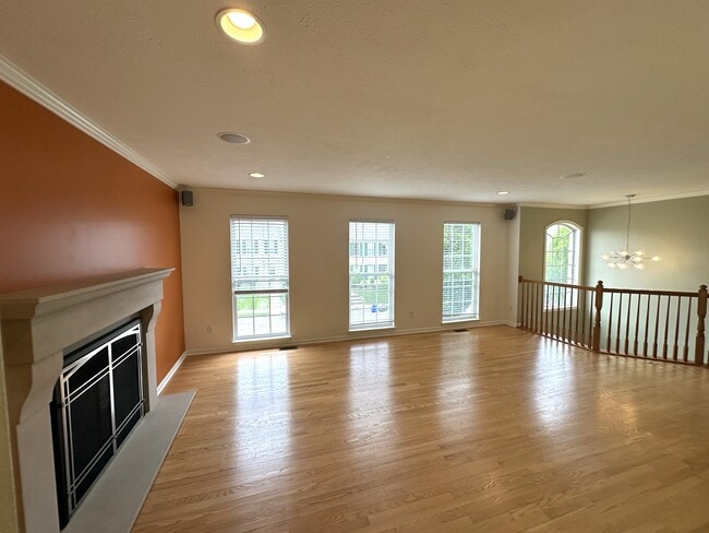 Photo - 189 Blue Grass Cir
