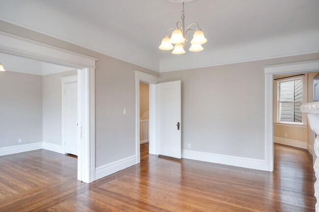 Living Room - 525 Guerrero St Unit 525