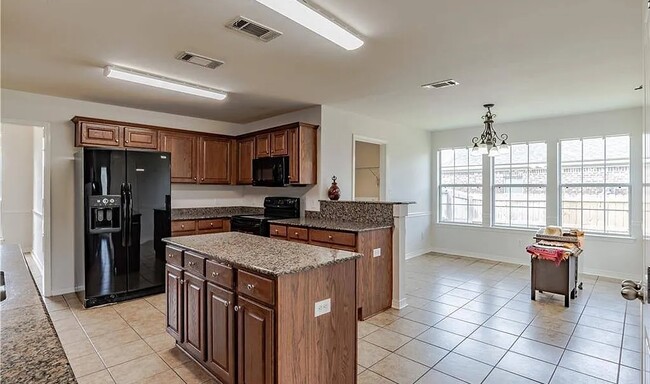 Photo - 1375 Selby Phillips Dr