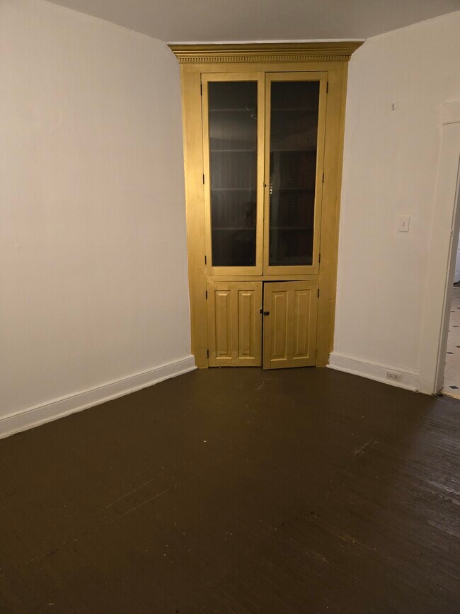504 W Chestnut St Unidad 2 bedroom apartment for r