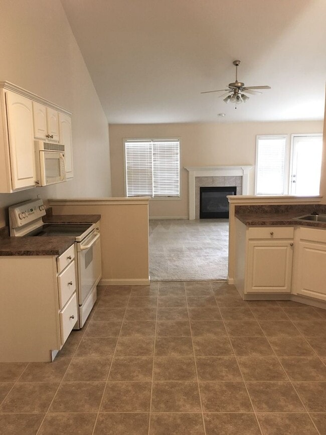 Photo - Spacious 2-bed, 2-bath duplex available for June!