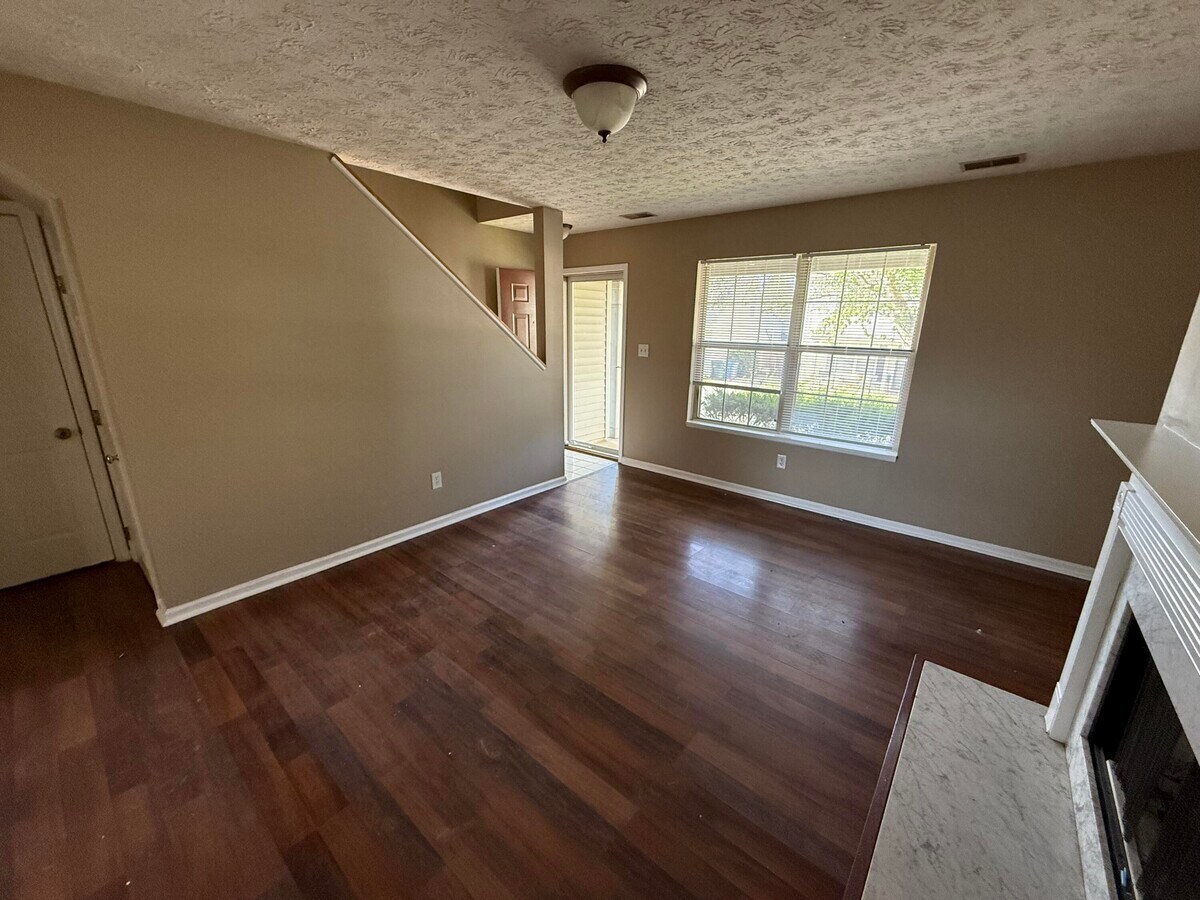 Photo - 788 Orlean Cir