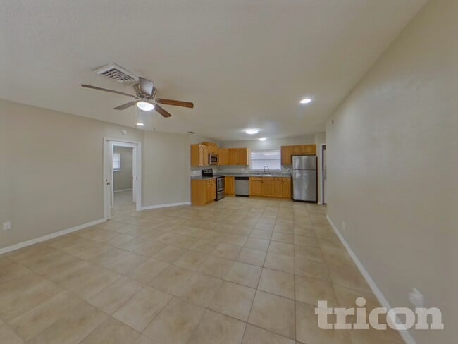 Photo - 10811 La Vista Loop