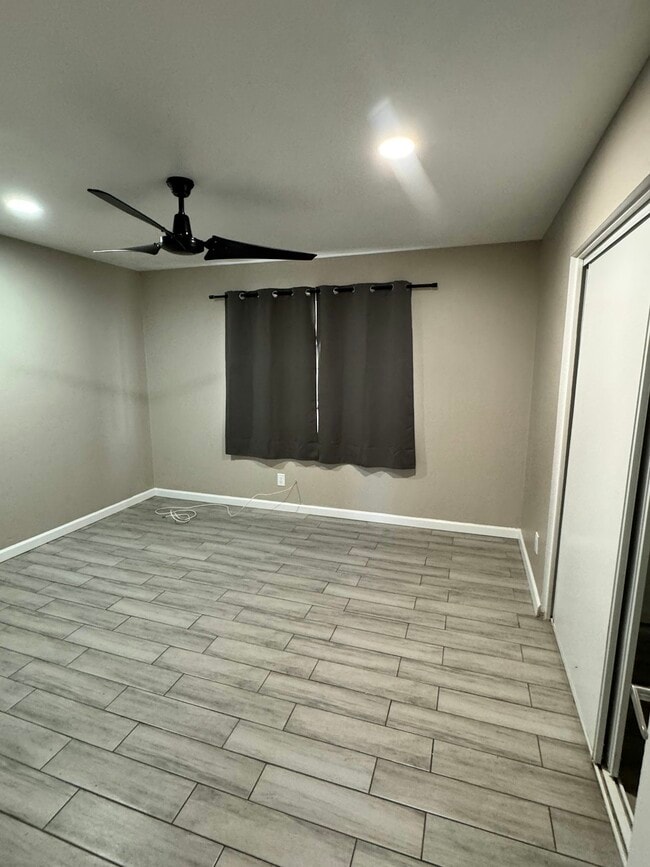 Photo - 1013 E Commonwealth Pl Unit 1