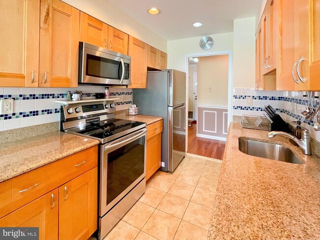 Photo - 2817 Jermantown Rd Unit 307