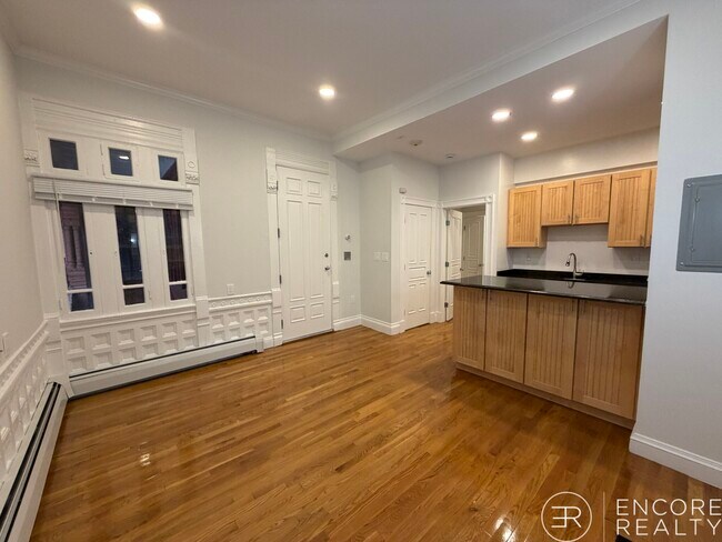 Photo - 195 Commonwealth Ave Unit 1