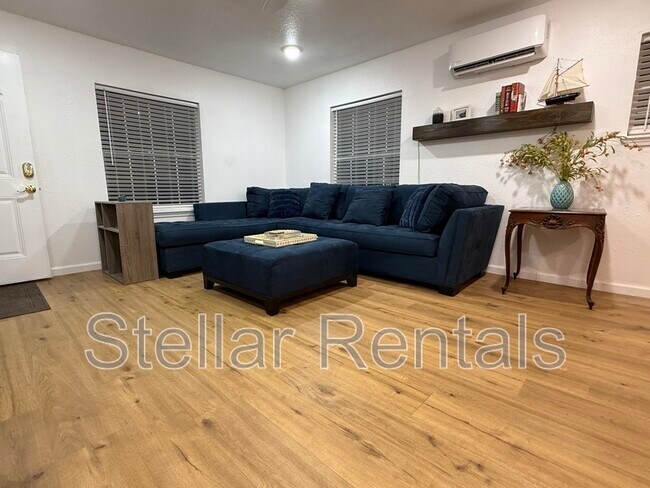 Photo - 5544 Lawson St Unit A