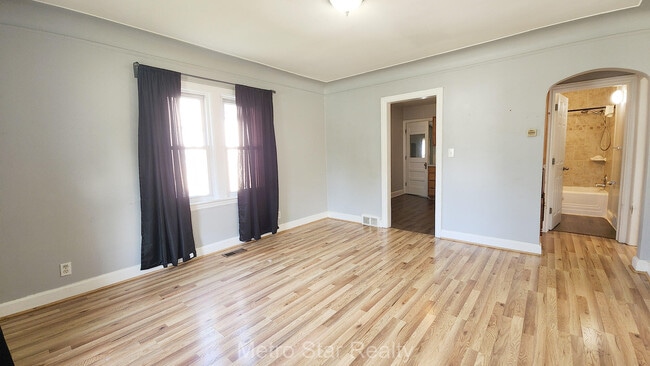 Photo - 353 W Brockton Ave
