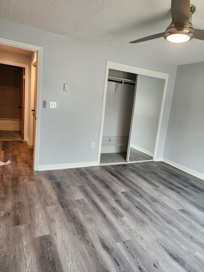 Photo - 4 Hazelwood Ave Unit 7