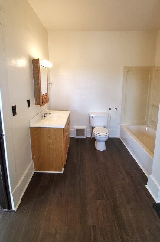 Photo - 1620 M St SW