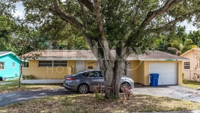 Building Photo - 2440 NW 68th Ave Rental