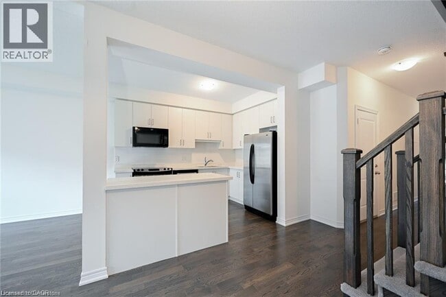 Photo - 8 Cleland Ave