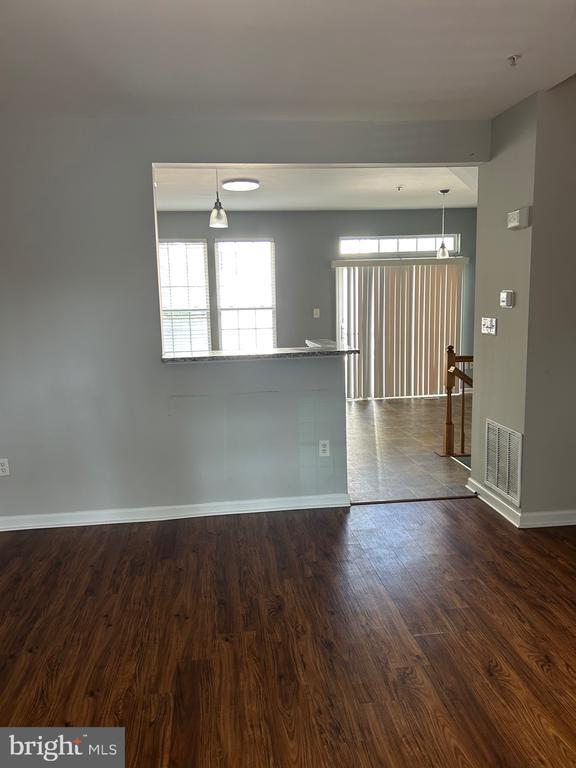 Photo - 9602 Woodview Dr